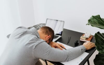 CANSADOS PERO NO DERROTADOS